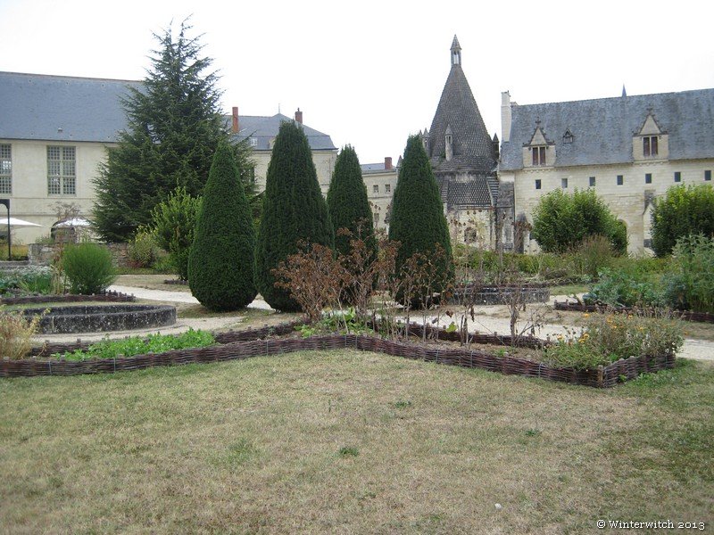 fontevraud73.jpg
