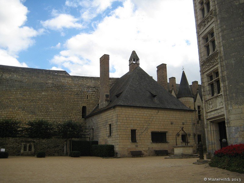 montreuilbellay20.jpg