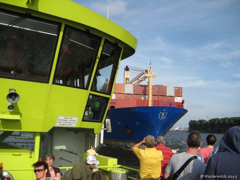 linienfaehre_hamburg_201312.jpg